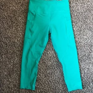 Zyia Emerald Capris